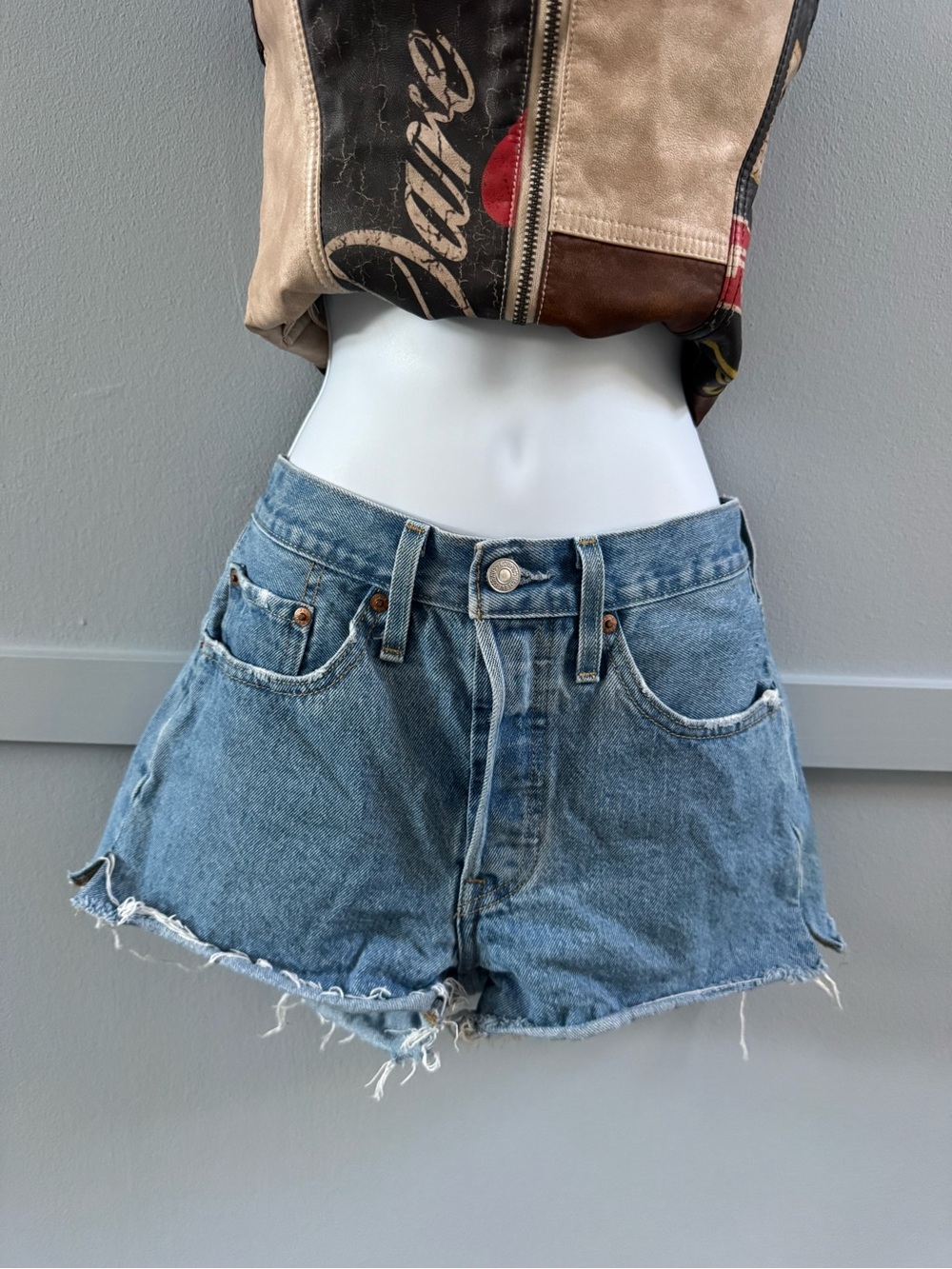 Levi’s 501 Casual Light Blue Denim Shorts
